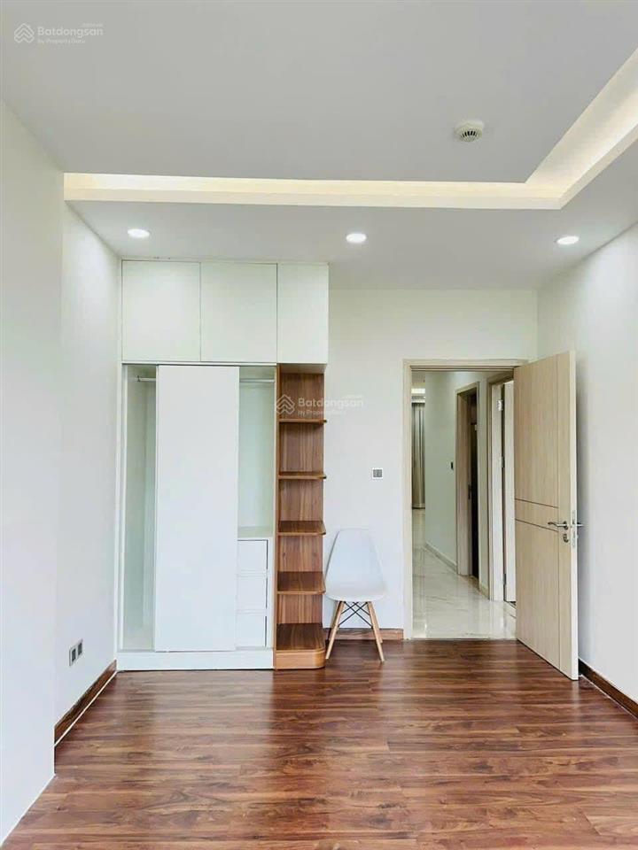 Bán căn hộ midtown 130m2  view sông và công viên giá 11 tỷ