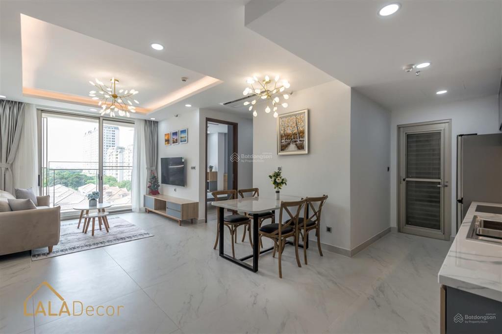 Cho thuê căn hộ midtown 2 phòng ngủ, nhà đẹp  view biệt thự giá 26tr