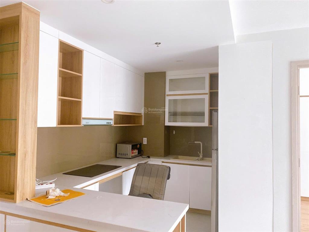 Đầu năm cần chuyển nhượng căn hộ 3pn 86m2 giá tốt 8,5 tỷ bao hết  view đông nam  tầng cao