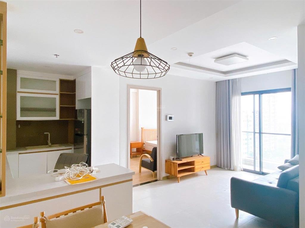 Đầu năm cần chuyển nhượng căn hộ 3pn 86m2 giá tốt 8,5 tỷ bao hết  view đông nam  tầng cao