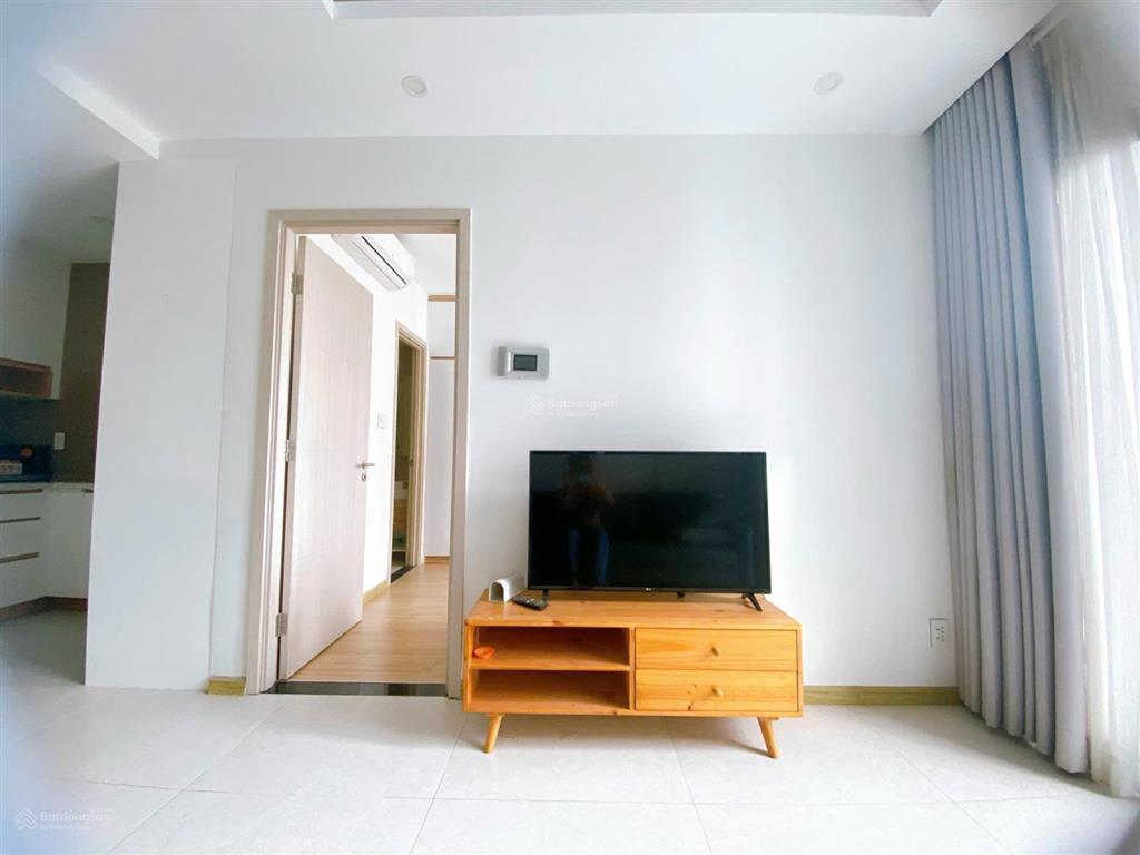 Đầu năm cần chuyển nhượng căn hộ 3pn 86m2 giá tốt 8,5 tỷ bao hết  view đông nam  tầng cao