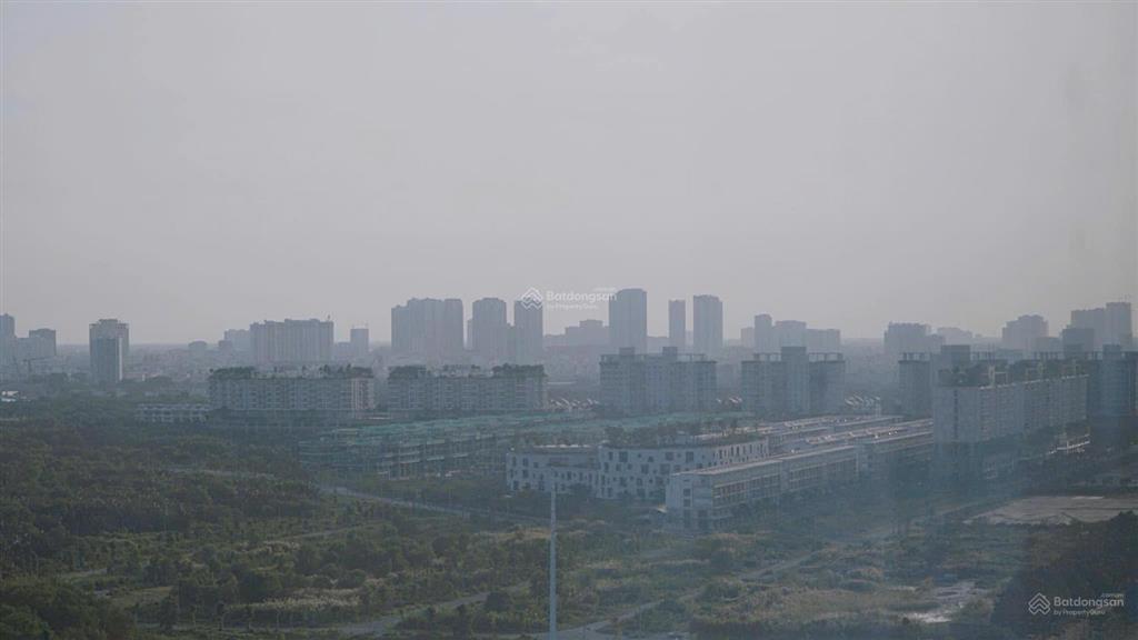 Bán gấp 3pn  tòa venice  đang sẵn hđ thuê  tầng trung  view đông bắc  nội thất cao cấp đẹp lắm