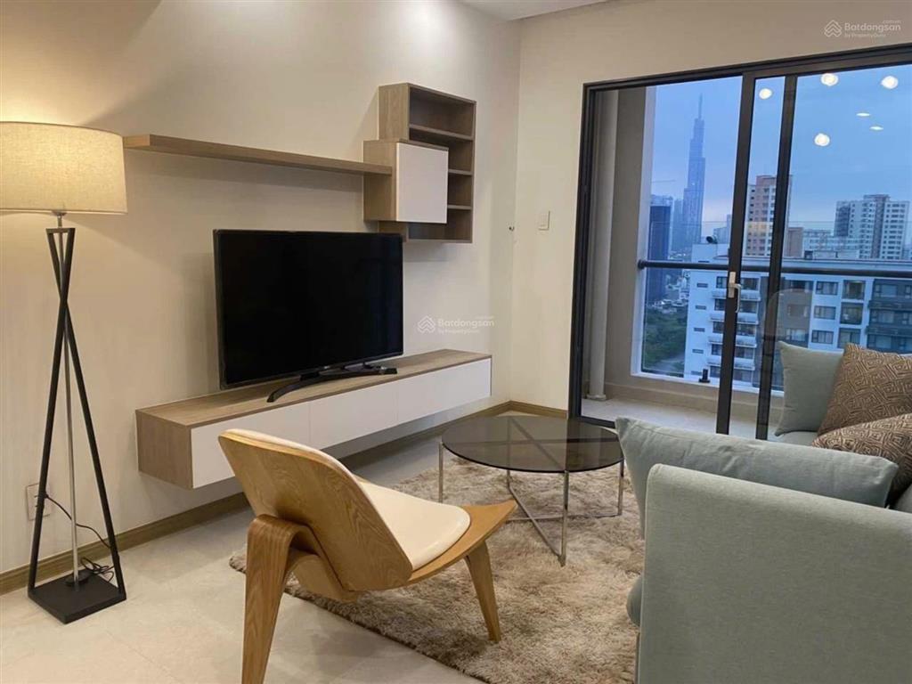 Tôi kẹt vốn làm ăn nên cần bán gấp new  3pn  102m2  tầng cao  chỉ 9 tỷ bao hết giấy tờ