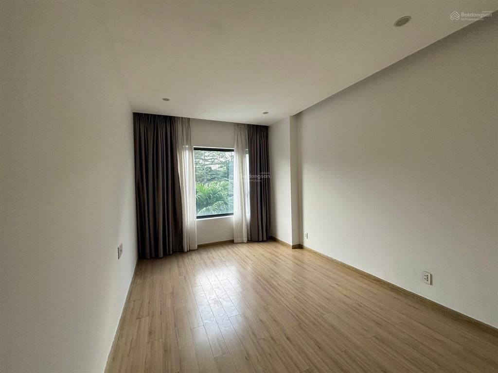Duy nhất căn 2pn  75m2  bán rẻ nhất  75m2  chỉ 7,2 tỷ bao hết  view nhìn công viên xanh mát