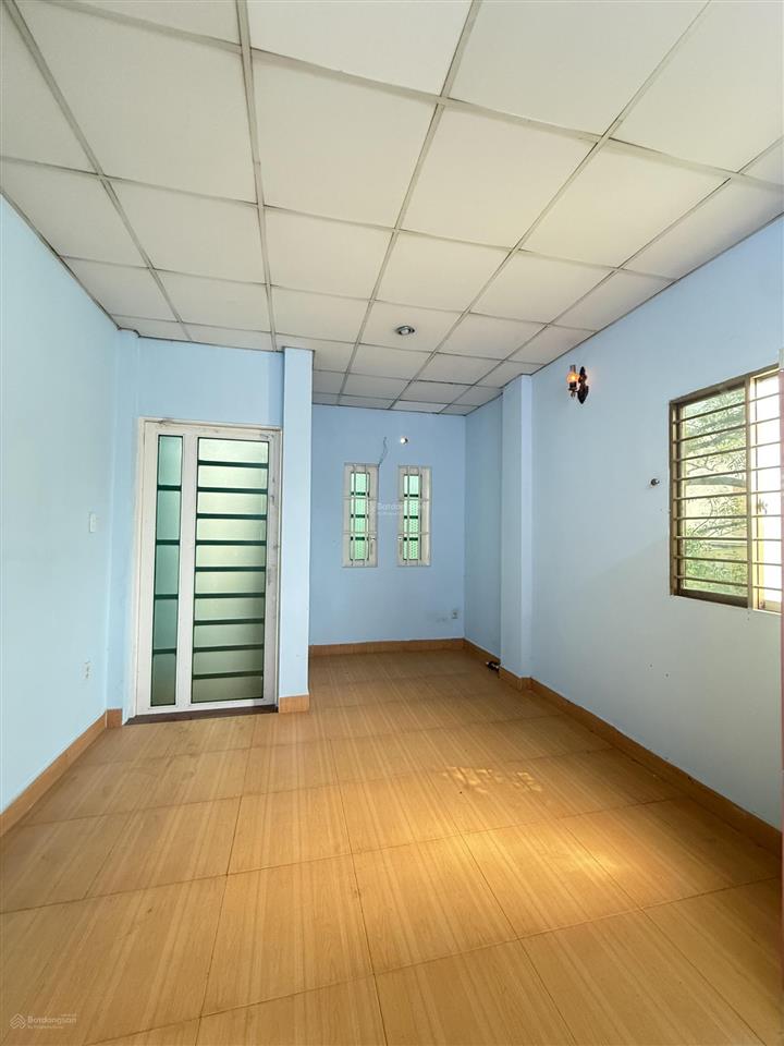 Nhà sát vành đai 2, dg 11 tam bình. 1 lầu