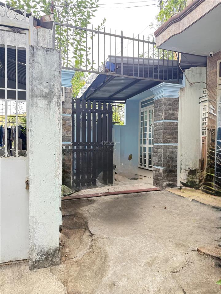 Nhà sát vành đai 2, dg 11 tam bình. 1 lầu