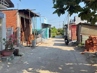 Bán nền đường hoàng quốc việt, phường an bình, giá 2 tỷ 250 triệu