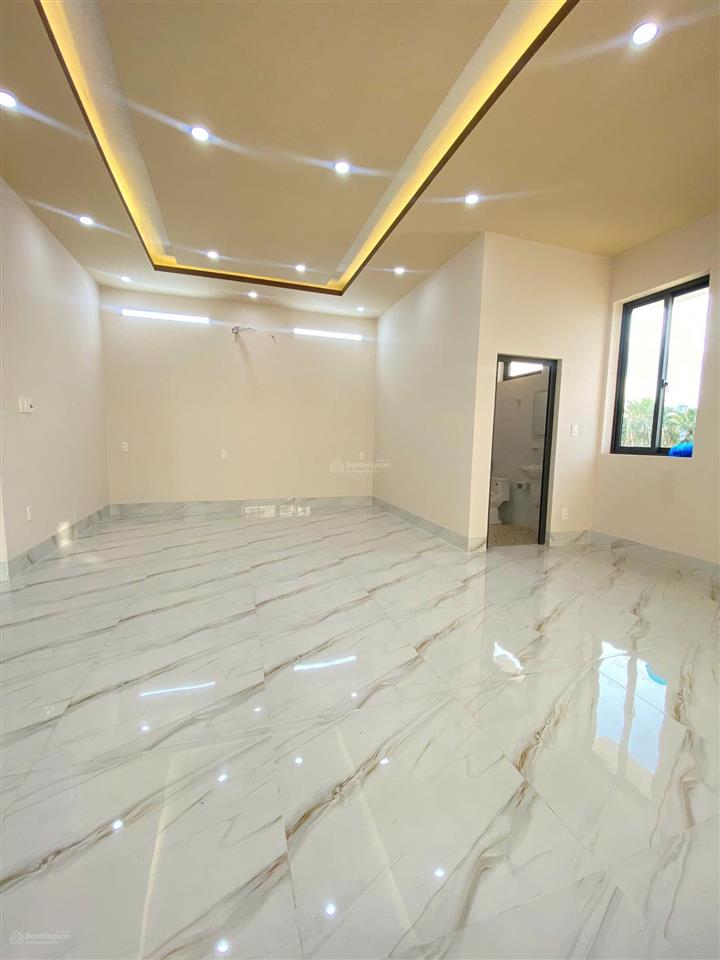 Cho thuê biệt thự khu dân cư hưng phú, ngang 15m, giá thỏa thuận