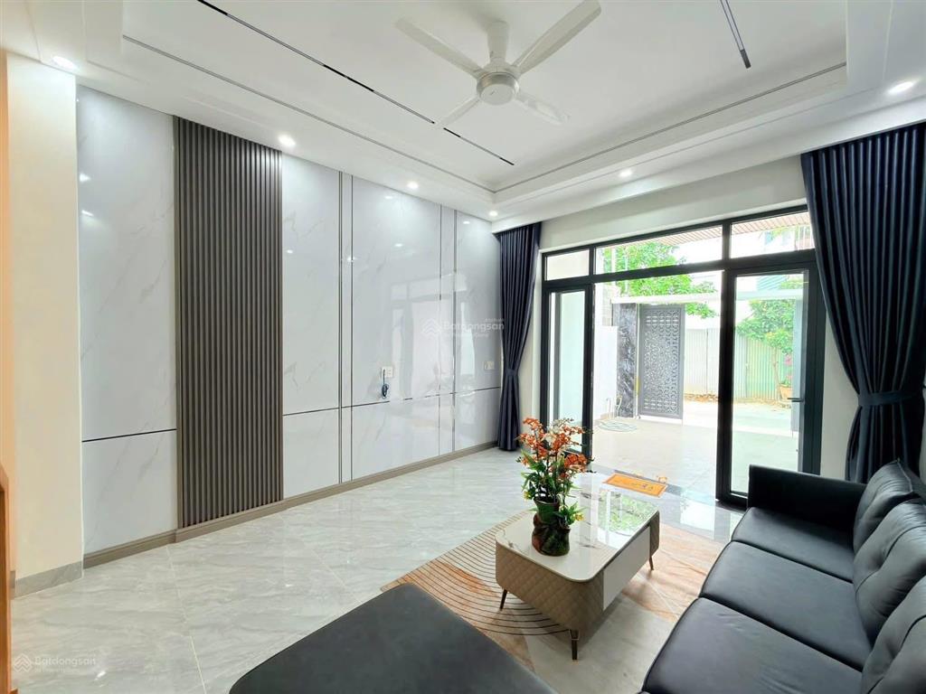 Bán nhà 1 trệt 2 lầu (hoàn công) phường biên hoà (bửu hoà cũ). dt 4,4x16=72m2. giá 4,5 tỷ
