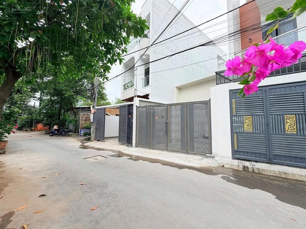 Bán nhà 1 trệt 2 lầu (hoàn công) phường biên hoà (bửu hoà cũ). dt 4,4x16=72m2. giá 4,5 tỷ