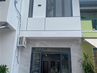 Chủ gửi bán nhà 1 trệt 1 lầu mặt tiền p. thống nhất. dt 4x14,5=55m2. giá 5tỷ4