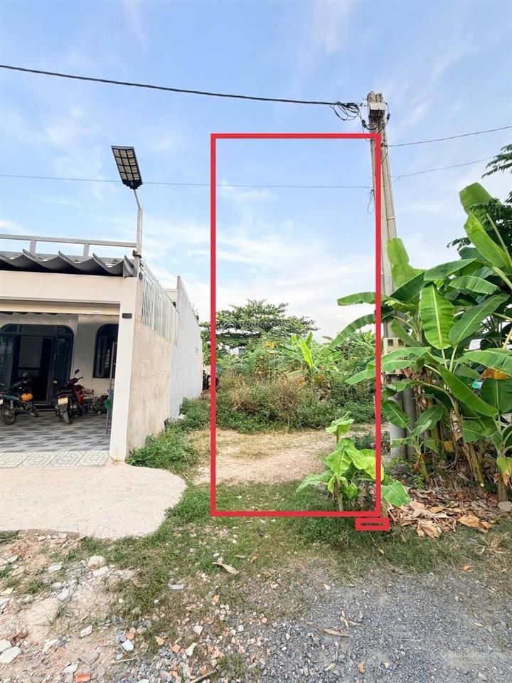 Chủ gửi bán lô đất phường biên hoà(bửu hoà củ), dt 5x20=100m2. giá 2tỷ đường trước đất 5m