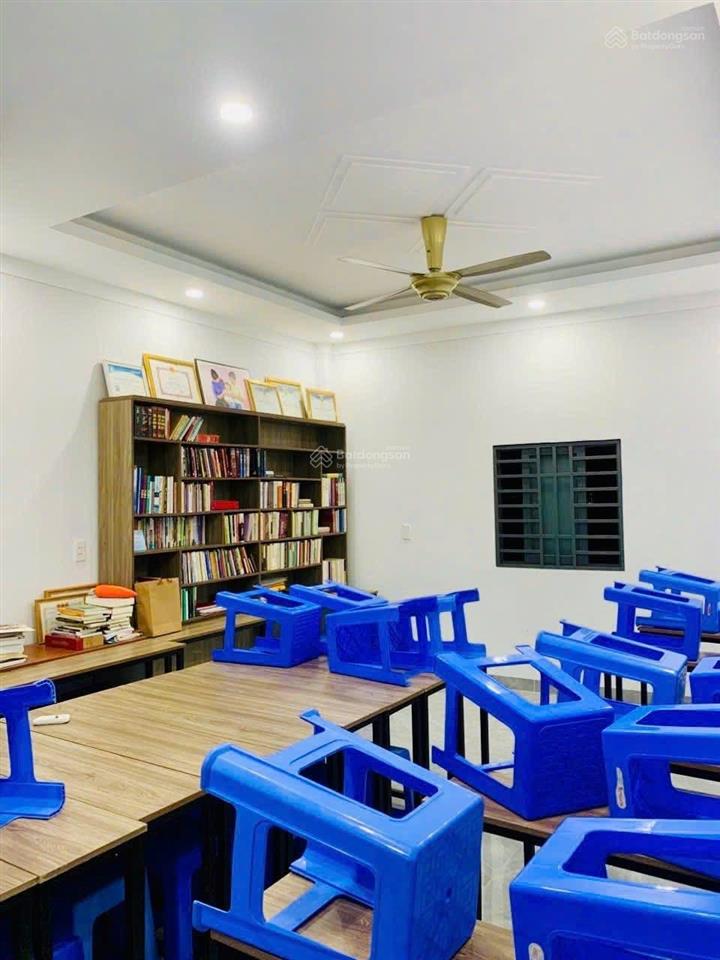 Bán căn nhà phố 1 trệt 2 lầu phường trấn biên (quang vinh cũ). dt 4,5x14=63m2. giá 4tỷ050