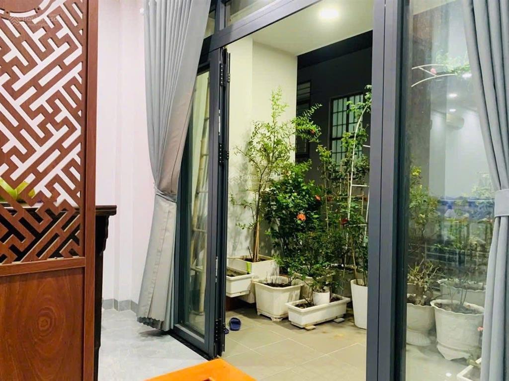 Bán căn nhà phố 1 trệt 2 lầu phường trấn biên (quang vinh cũ). dt 4,5x14=63m2. giá 4tỷ050