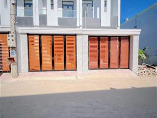 Chủ gửi bán nhà 1 trệt 1 lầu phường biên hoà. dt 4x21=82m2. giá3 tỷ 1 bớt lộc đường trước nhà 6m