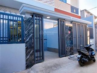 Chủ gửi bán nhà 1t1l (bửu hoà cũ). dt 79m2, giá 2tỷ450 đường xe 3 gác thông. hướng tây bắc