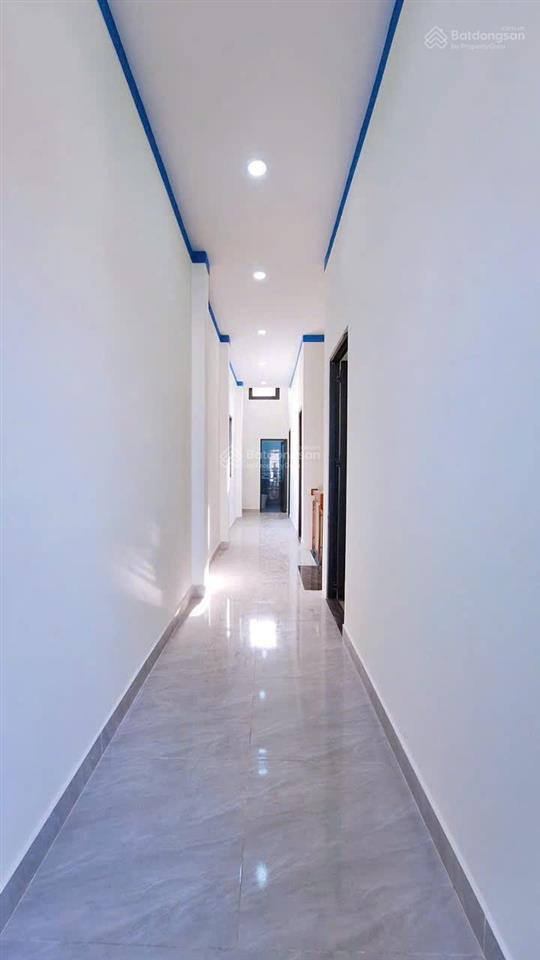 Chủ gửi bán nhà 1t1l (bửu hoà cũ). dt 79m2, giá 2tỷ450 đường xe 3 gác thông. hướng tây bắc