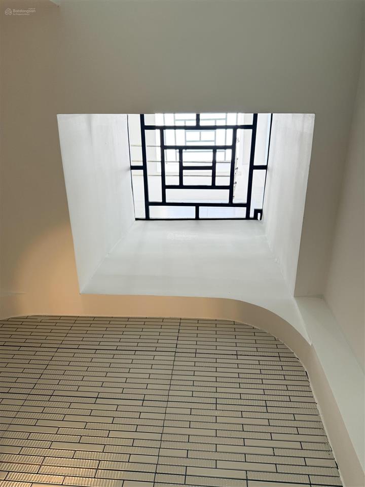 Bán căn nhà 1 trệt 1 lầu phường bửu hoà. dt 4,2x19,4=81,6m2. giá 3tỷ950