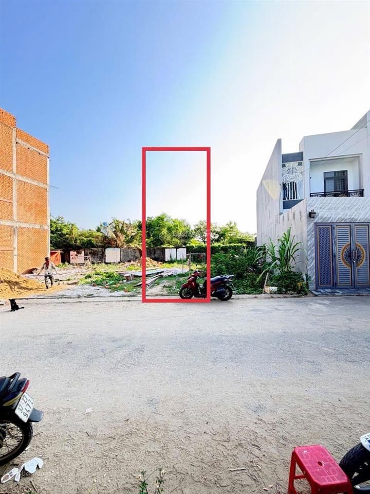 Bán đất gần chợ hoá an. dt 5,2x17=85m2. dt thực tế 100m2. giá 3tỷ479