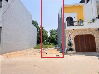 Bán đất gần chợ hoá an . dt 5x17,8=89m2.giá 3tỷ2 .đường nhựa 8m thông