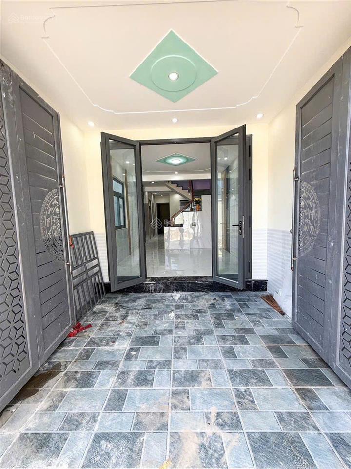 Chủ gửi bán nhà 1 trệt 1 lầu (tân phong cũ). dt 4x15=60m2. giá 3tỷ2 tl