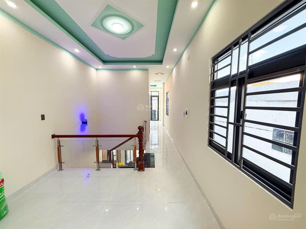 Chủ gửi bán nhà 1 trệt 1 lầu (tân phong cũ). dt 4x15=60m2. giá 3tỷ2 tl