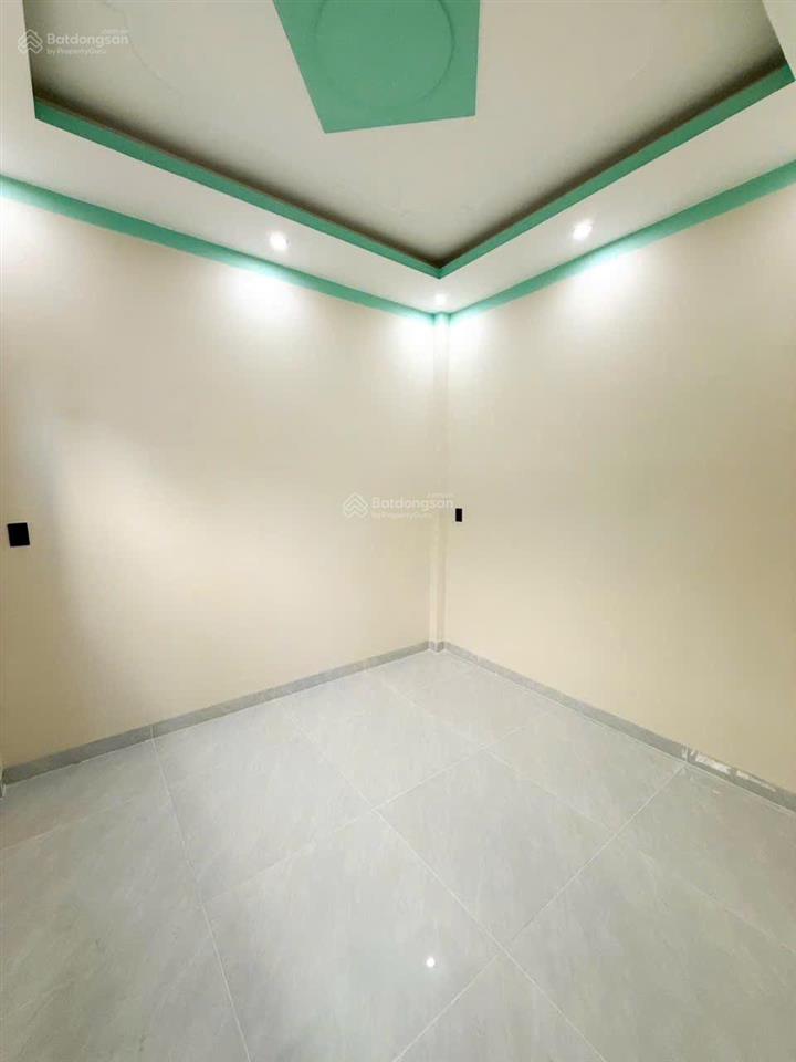 Chủ gửi bán nhà 1 trệt 1 lầu (tân phong cũ). dt 4x15=60m2. giá 3tỷ2 tl