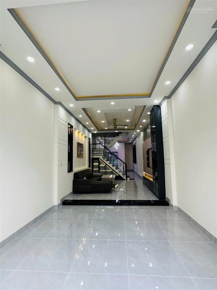 Bán nhà 1 trệt 2 lầu ( hoá an củ). dt 4x18=72m2. giá 4tỷ2