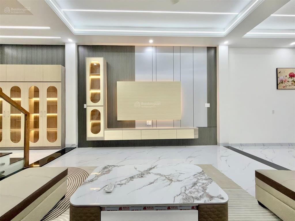 Chủ gửi bán nhà 1t + 2l (bửu hoà cũ). dt 5x18m = 90m2. giá 5tỷ479