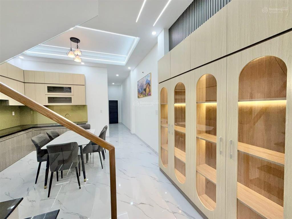Chủ gửi bán nhà 1t + 2l (bửu hoà cũ). dt 5x18m = 90m2. giá 5tỷ479