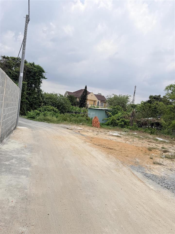 Bán lô đất shr ( bửu hoà củ).dt4x19,6=79m2. giá 1tỷ750