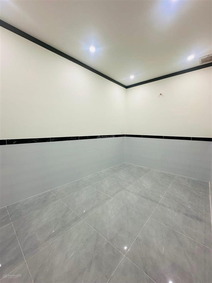 Bán nhà cấp 4 gần cổng 2 sân bay biên hoà p. trung dũng, dt 5,8x21m=119m2, giá 4tỷ750