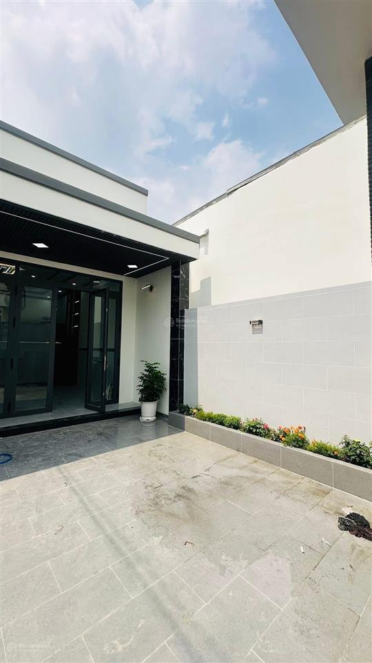 Bán nhà cấp 4 gần cổng 2 sân bay biên hoà p. trung dũng, dt 5,8x21m=119m2, giá 4tỷ750