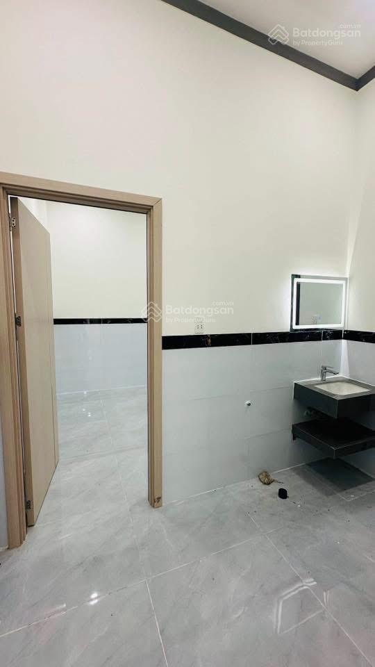 Bán nhà cấp 4 gần cổng 2 sân bay biên hoà p. trung dũng, dt 5,8x21m=119m2, giá 4tỷ750