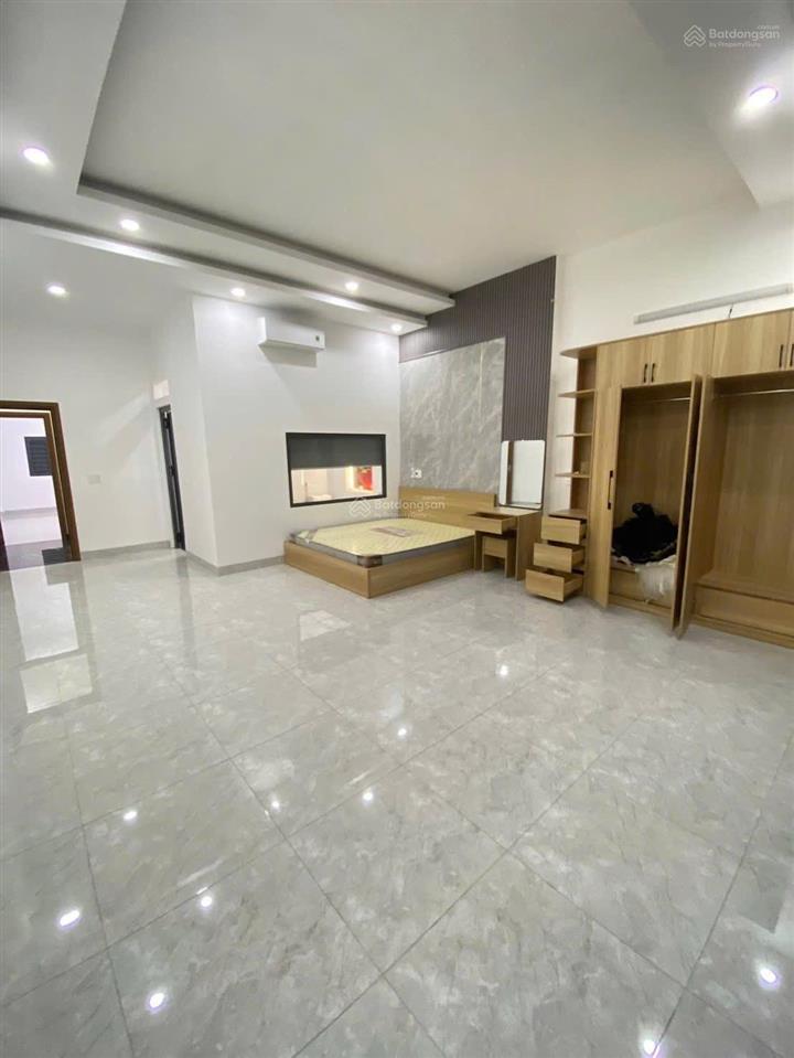 Bán nhà 1 trệt 2 lầu (hoá an cũ). dt 5,5x16,3=90m2. dtsd 270m2. giá 4tỷ6 tl