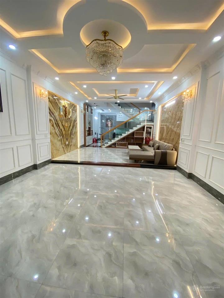 Bán nhà 1 trệt 2 lầu (hoá an cũ). dt 5,5x16,3=90m2. dtsd 270m2. giá 4tỷ6 tl