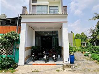 Chủ gửi bán 1 trệt 1 lầu hoàn công( tân hạnh củ). dt 4x15,3=70m2. nở hậu 4,5m. giá 3tỷ3