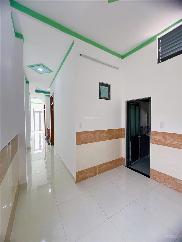 Chủ gửi bán 1 trệt 1 lầu hoàn công( tân hạnh củ). dt 4x15,3=70m2. nở hậu 4,5m. giá 3tỷ3