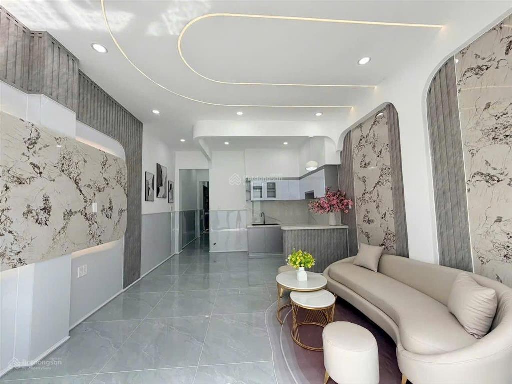 Chủ gửi bán nhà 1 trệt 1 lầu (bửu long cũ). dt 4,3x13=51,4m². giá 2tỷ 550