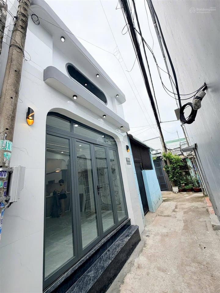 Chủ gửi bán nhà 1 trệt 1 lầu (bửu long cũ). dt 4,3x13=51,4m². giá 2tỷ 550