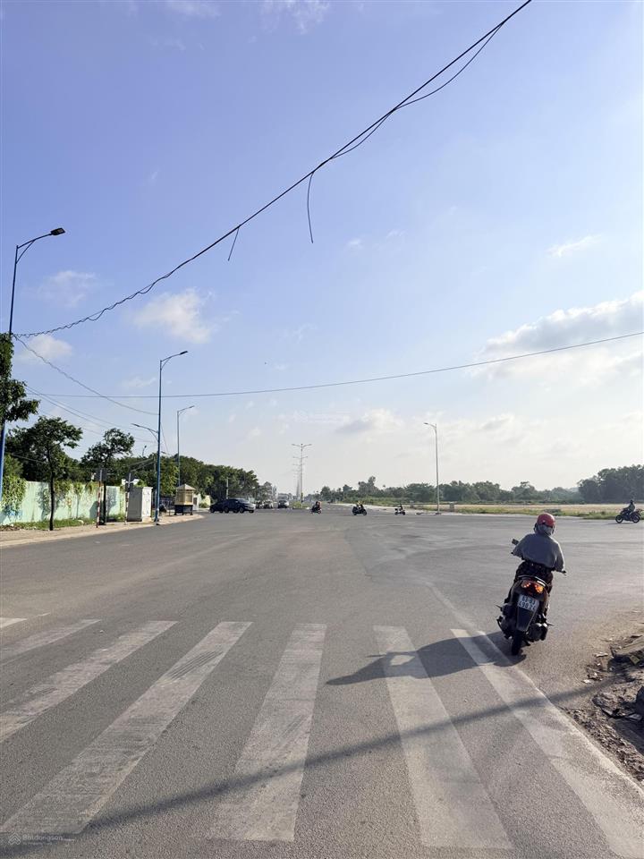 Chủ gửi bán đất phường hiệp hoà biên hoà. dt 4,5x14m=69,1m2. giá 3 tỷ 150 triệu