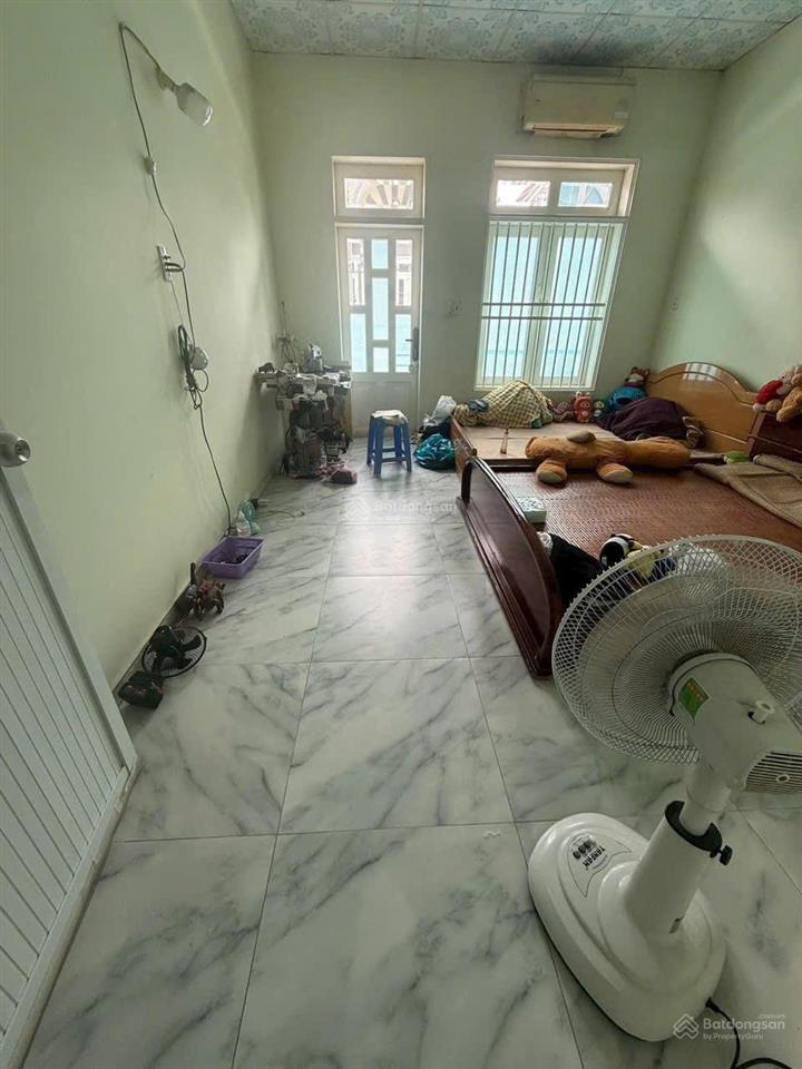 Cho thuê nhà 1 trệt 1 lầu phường bửu hoà củ. dt 5x18=90m2. giá 6tr5/ tháng