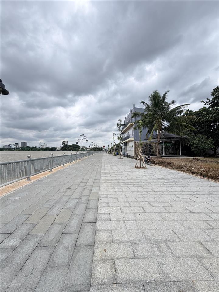 Mặt view sông cù lao hiệp hoà. dt 395,3m2. giá 16 tỷ, lvcc
