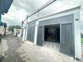 Bán nhà cấp 4 mới phường tân vạn cũ. dt 75m2. giá 2 tỷ 250 triệu đường xe hơi thông