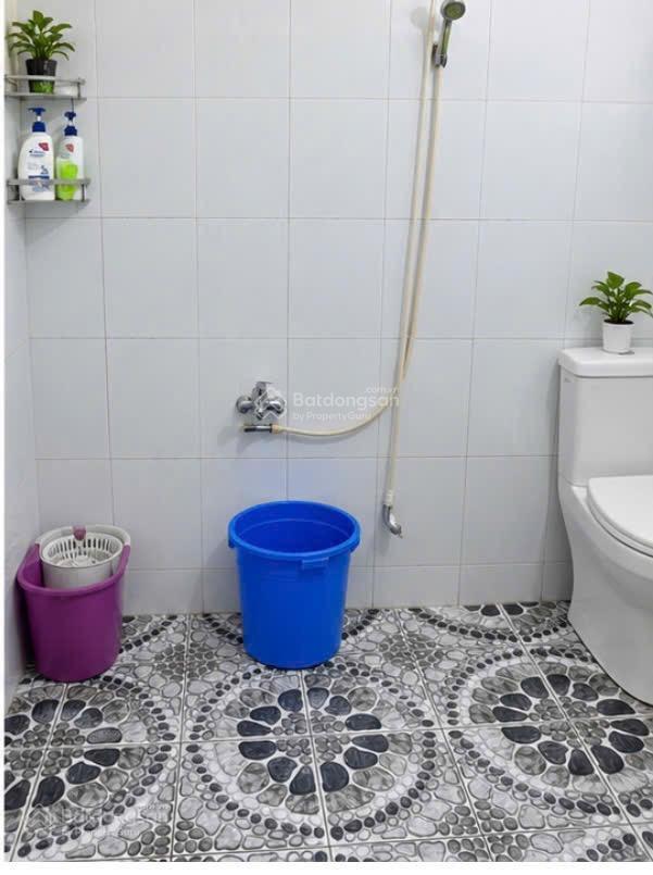 Cho thuê nhà cấp 4 phường (hóa an). dt 100m2. giá 5triệu/ tháng