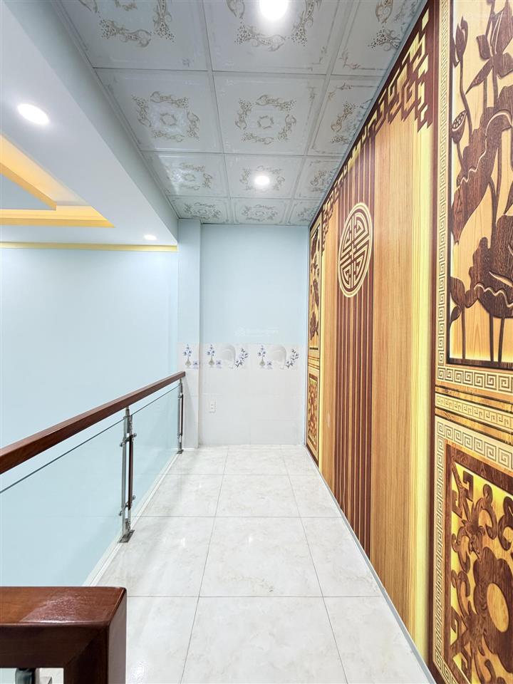 Chủ gửi bán nhà gác lửng phường biên hoà (hoá an cũ). dt 64m2. giá 2tỷ650 đường nhựa 2 xe hơi