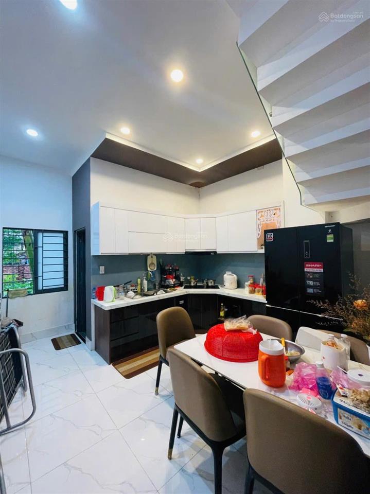 Nhà 1 trệt 2 lầu p. hiệp hòa. dt 4x15m=62m2. giá 4tỷ6