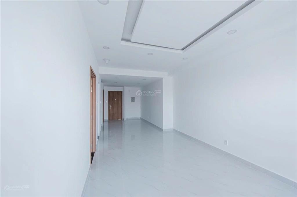 Căn hộ conic boulevard 2pn lầu đẹp view công viên  thanh toán 900tr ở ngay.  0963 129 ***