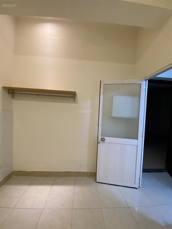 Bán căn hộ tầng 9 cao ốc b ngô gia tự, 55,2m2, 2pn  sổ hồng chính chủ
