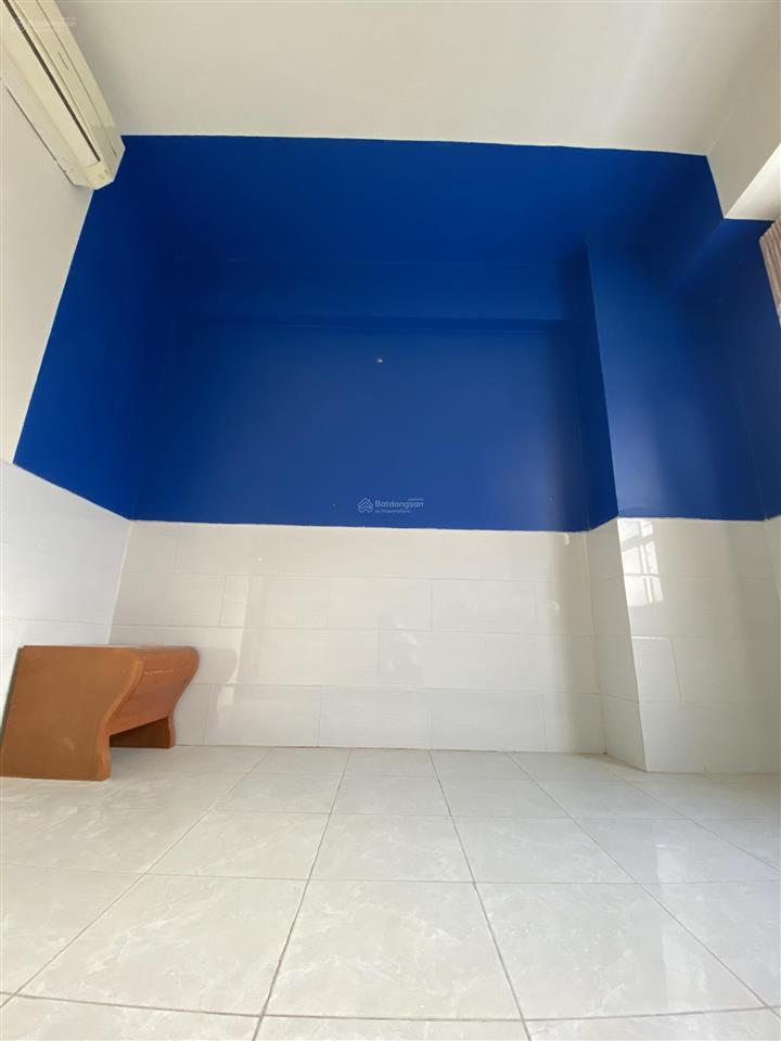 Bán căn hộ tầng 9 cao ốc b ngô gia tự, 55,2m2, 2pn  sổ hồng chính chủ